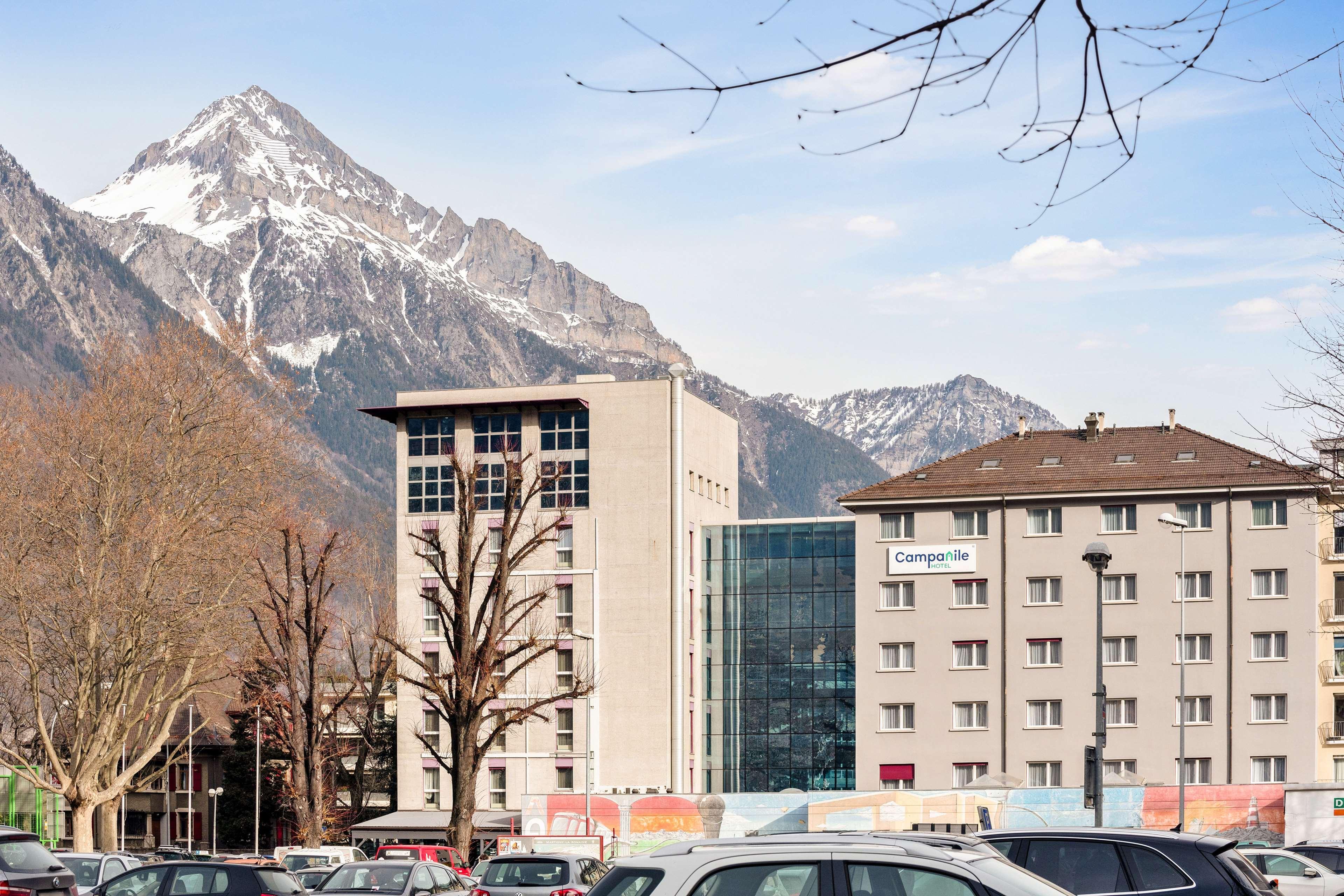 Campanile Martigny Hotel Buitenkant foto